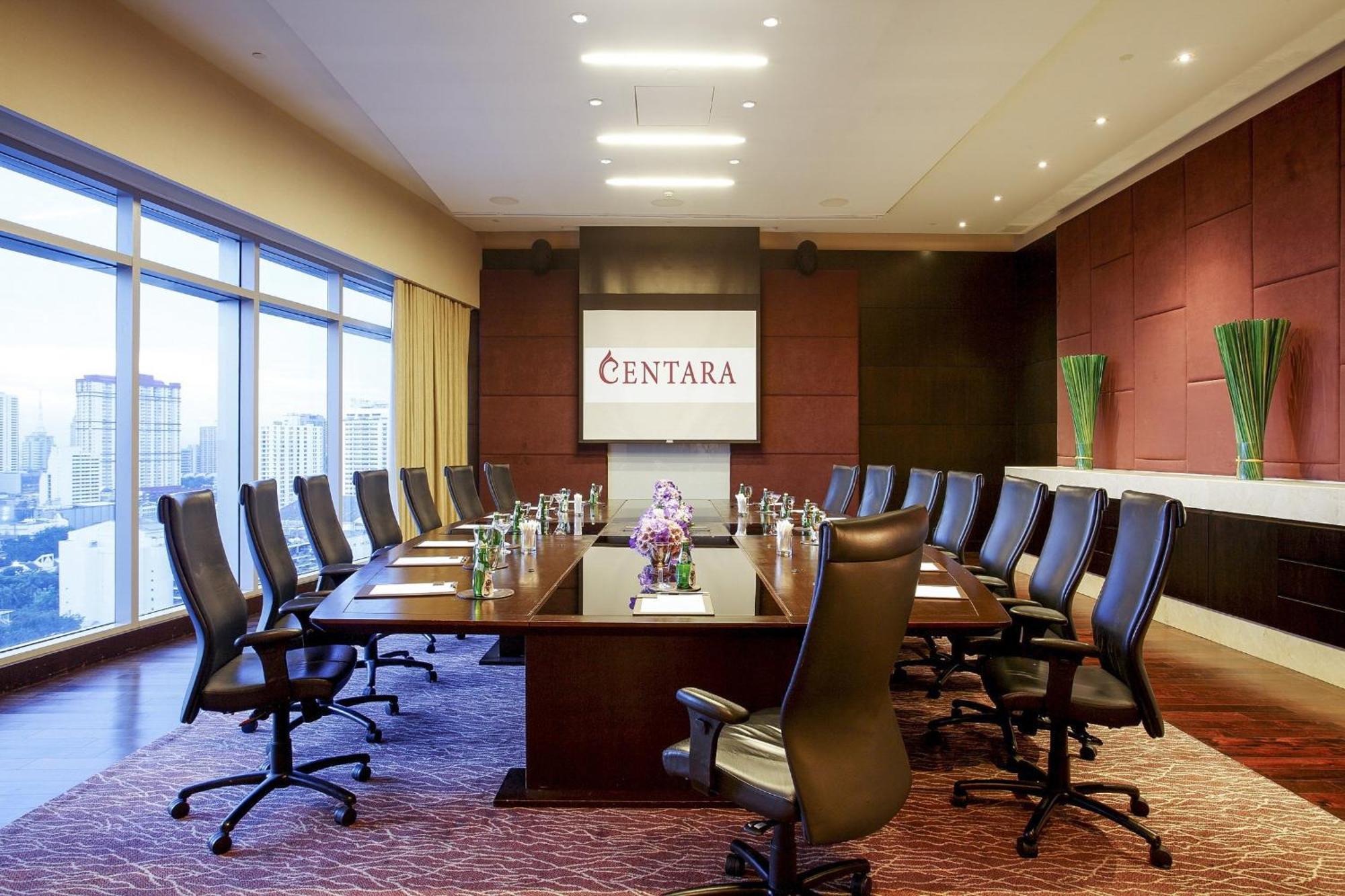 Centara Grand At Centralworld Hotel Банкок Екстериор снимка Meeting room at Centara Grand at Central Plaza Hotel, Bangkok