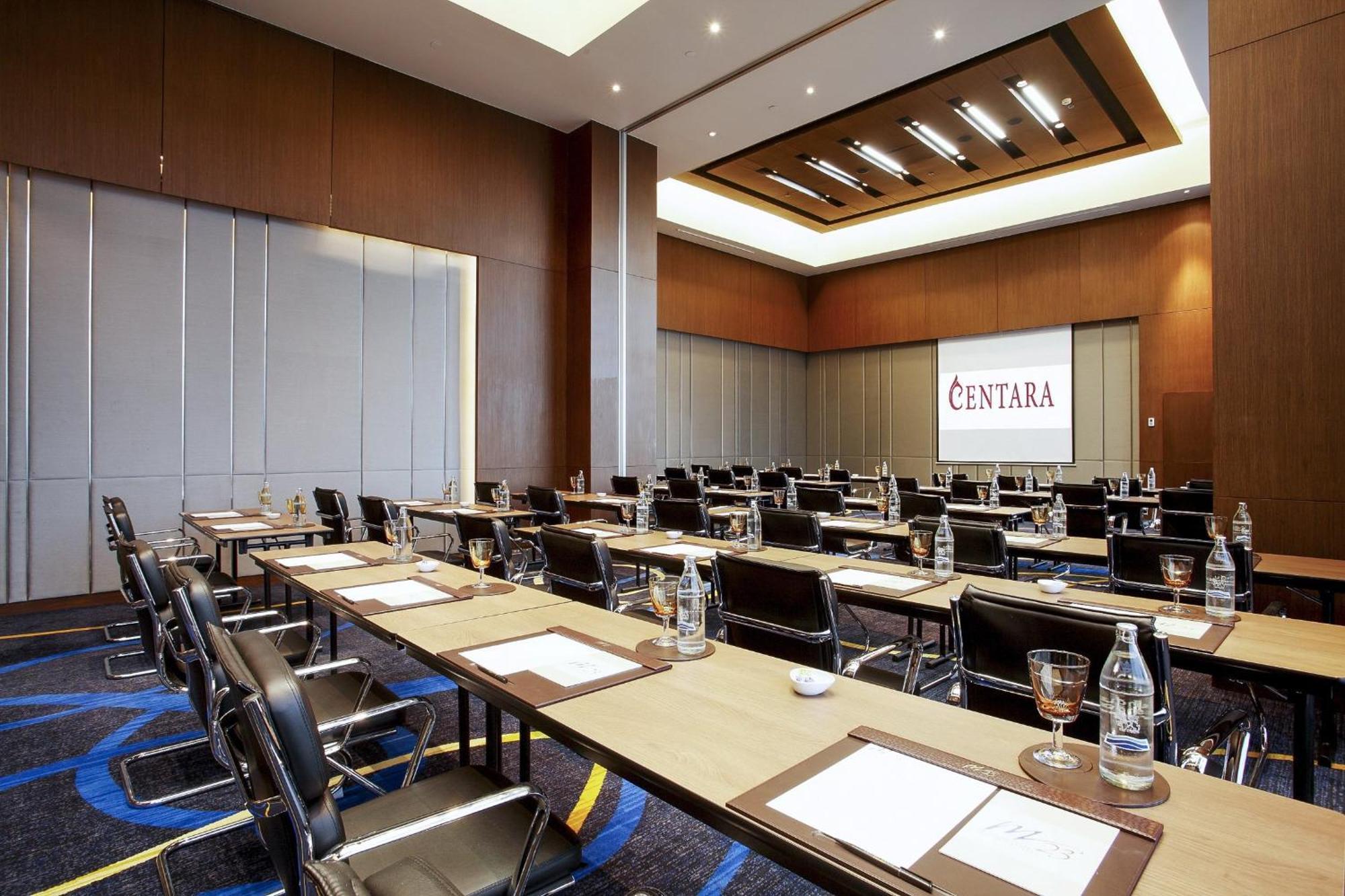 Centara Grand At Centralworld Банкок Екстериор снимка Meeting room