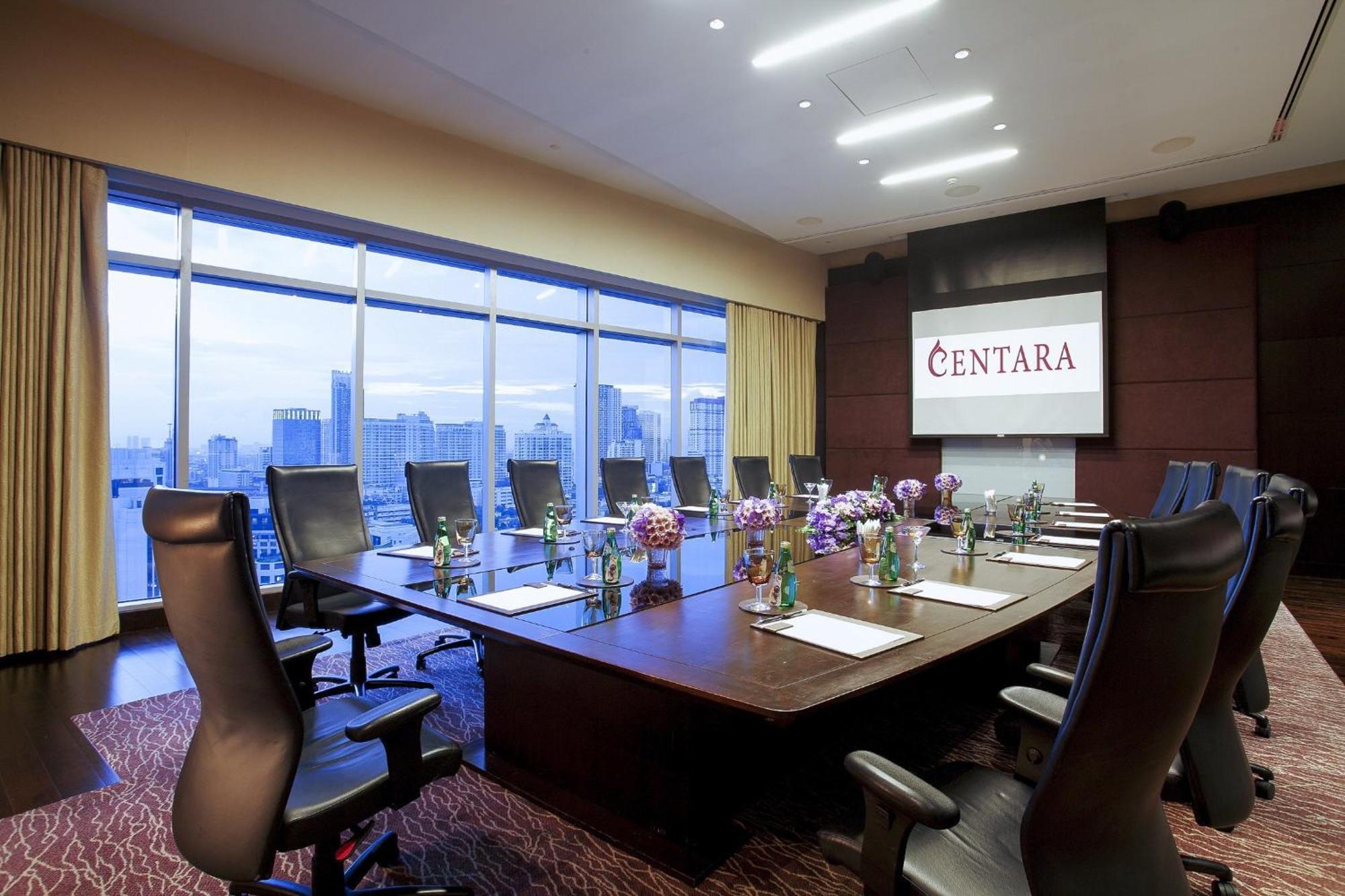 Centara Grand At Centralworld Банкок Екстериор снимка Boardroom at Centara Grand at Central Plaza Hotel, Bangkok